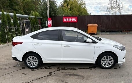 Hyundai Solaris II рестайлинг, 2021 год, 1 350 000 рублей, 3 фотография