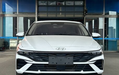 Hyundai Elantra, 2023 год, 1 994 000 рублей, 8 фотография