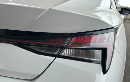 Hyundai Elantra, 2023 год, 1 994 000 рублей, 16 фотография