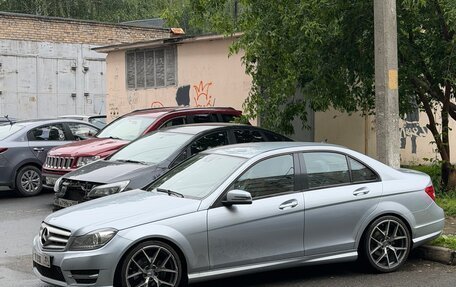 Mercedes-Benz C-Класс, 2012 год, 1 750 000 рублей, 14 фотография