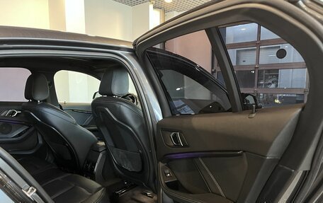 BMW 1 серия, 2019 год, 2 420 000 рублей, 15 фотография
