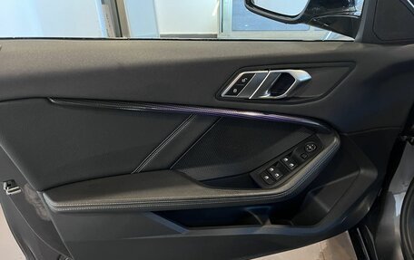 BMW 1 серия, 2019 год, 2 420 000 рублей, 19 фотография