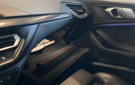 BMW 1 серия, 2019 год, 2 420 000 рублей, 27 фотография