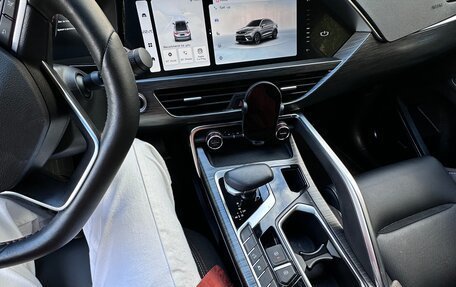 Geely Tugella FY11, 2023 год, 3 100 000 рублей, 4 фотография