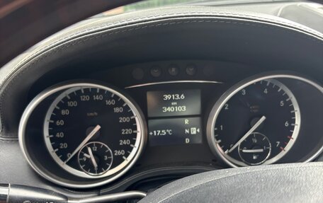 Mercedes-Benz GL-Класс, 2011 год, 1 990 000 рублей, 13 фотография