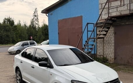 Volkswagen Polo VI (EU Market), 2019 год, 630 000 рублей, 2 фотография