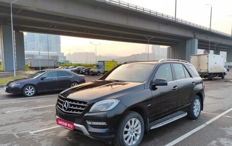 Mercedes-Benz M-Класс, 2012 год, 2 850 000 рублей, 1 фотография
