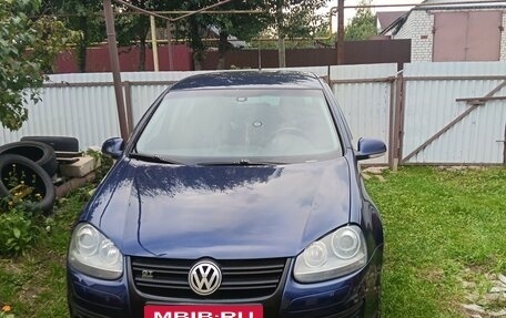 Volkswagen Golf V, 2008 год, 550 000 рублей, 2 фотография