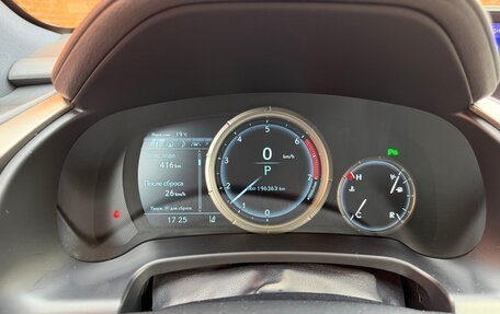 Lexus RX IV рестайлинг, 2017 год, 3 200 000 рублей, 6 фотография