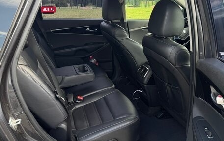 KIA Sorento III Prime рестайлинг, 2018 год, 2 279 000 рублей, 28 фотография
