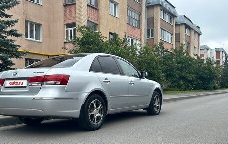 Hyundai Sonata VI, 2010 год, 570 000 рублей, 13 фотография