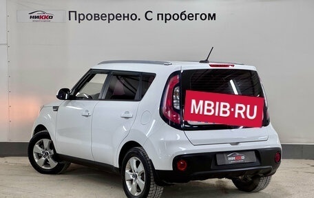 KIA Soul II рестайлинг, 2017 год, 1 380 000 рублей, 6 фотография