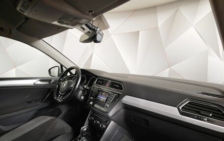 Volkswagen Tiguan II, 2017 год, 1 629 000 рублей, 12 фотография
