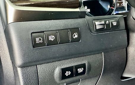 Lexus LX III, 2018 год, 6 789 000 рублей, 26 фотография