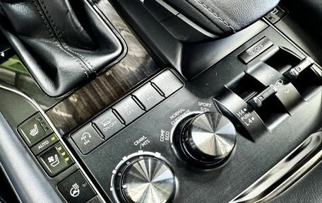 Lexus LX III, 2018 год, 6 789 000 рублей, 30 фотография