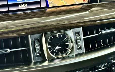 Lexus LX III, 2018 год, 6 789 000 рублей, 33 фотография