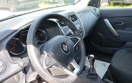 Renault Logan II, 2020 год, 596 000 рублей, 6 фотография