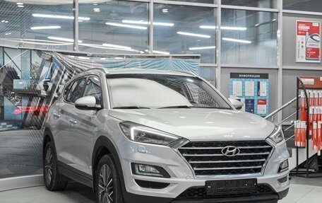 Hyundai Tucson III, 2018 год, 1 999 000 рублей, 3 фотография