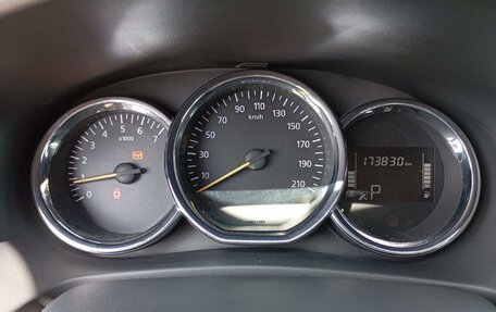 Renault Logan II, 2020 год, 596 000 рублей, 7 фотография