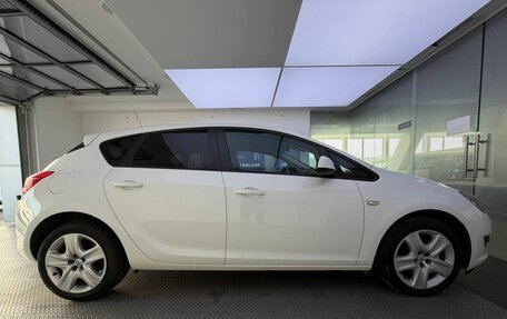 Opel Astra J, 2012 год, 720 000 рублей, 5 фотография
