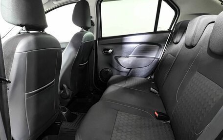 Renault Logan II, 2015 год, 650 000 рублей, 15 фотография