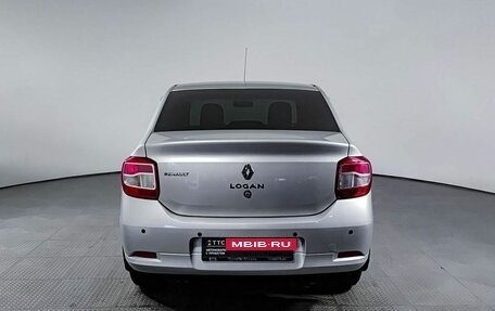 Renault Logan II, 2015 год, 650 000 рублей, 7 фотография