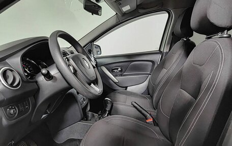 Renault Logan II, 2015 год, 650 000 рублей, 20 фотография