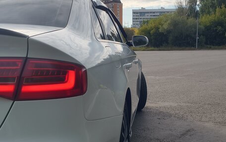 Audi A4, 2015 год, 2 000 000 рублей, 15 фотография