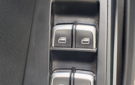 Audi A4, 2015 год, 2 000 000 рублей, 16 фотография