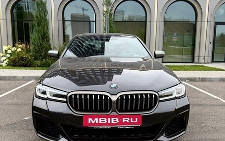 BMW 5 серия, 2021 год, 7 777 777 рублей, 2 фотография