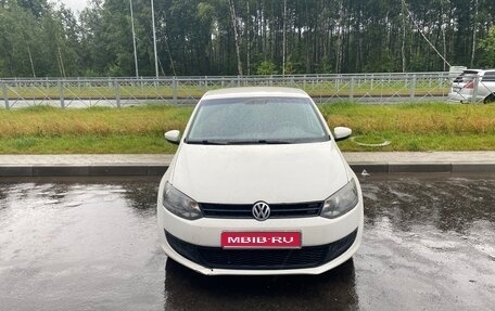 Volkswagen Polo VI (EU Market), 2011 год, 545 000 рублей, 1 фотография