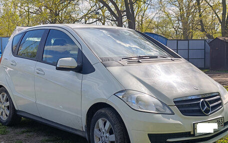 Mercedes-Benz A-Класс, 2012 год, 825 000 рублей, 1 фотография