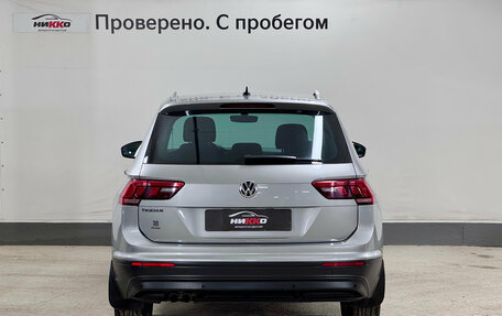 Volkswagen Tiguan II, 2018 год, 2 174 000 рублей, 5 фотография