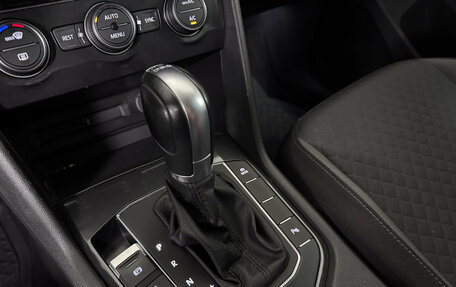 Volkswagen Tiguan II, 2018 год, 2 174 000 рублей, 17 фотография