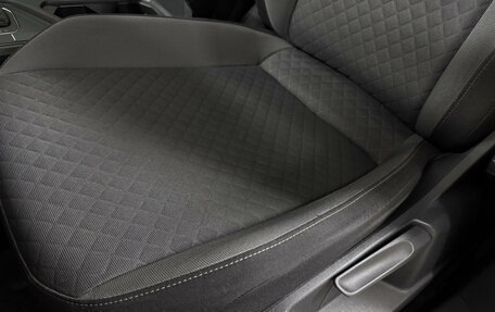 Volkswagen Tiguan II, 2018 год, 2 174 000 рублей, 24 фотография