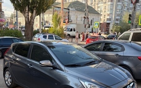 Hyundai Solaris II рестайлинг, 2012 год, 735 000 рублей, 8 фотография