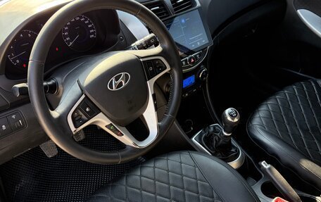 Hyundai Solaris II рестайлинг, 2012 год, 735 000 рублей, 11 фотография