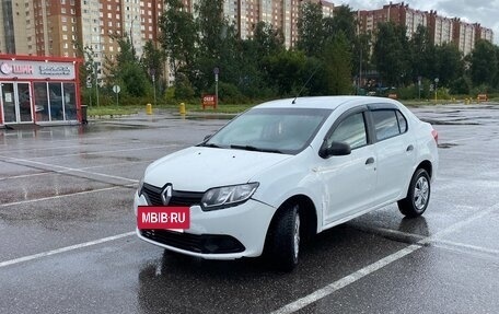 Renault Logan II, 2017 год, 310 000 рублей, 2 фотография