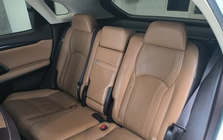 Lexus RX IV рестайлинг, 2017 год, 3 100 000 рублей, 26 фотография
