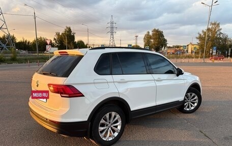 Volkswagen Tiguan II, 2018 год, 2 415 000 рублей, 6 фотография