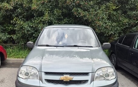 Chevrolet Niva I рестайлинг, 2010 год, 480 000 рублей, 1 фотография
