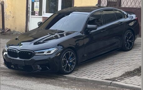 BMW 5 серия, 2019 год, 3 550 000 рублей, 19 фотография