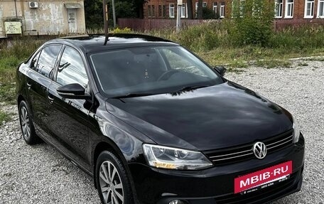 Volkswagen Jetta VI, 2013 год, 1 050 000 рублей, 7 фотография