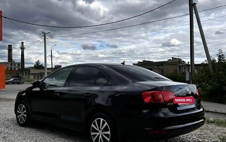 Volkswagen Jetta VI, 2013 год, 1 050 000 рублей, 14 фотография
