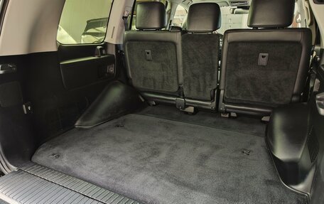 Toyota Land Cruiser 200, 2018 год, 6 300 000 рублей, 10 фотография