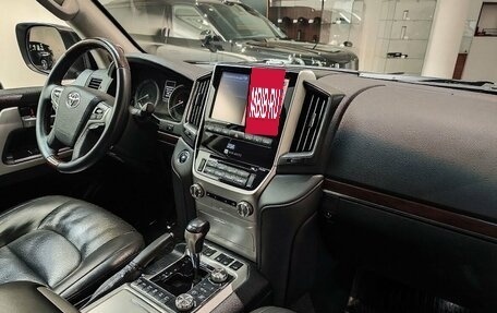 Toyota Land Cruiser 200, 2018 год, 6 300 000 рублей, 13 фотография
