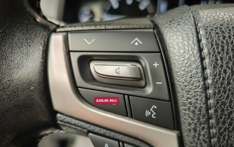 Toyota Land Cruiser 200, 2018 год, 6 300 000 рублей, 19 фотография