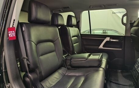 Toyota Land Cruiser 200, 2018 год, 6 300 000 рублей, 11 фотография