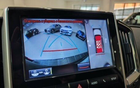 Toyota Land Cruiser 200, 2018 год, 6 300 000 рублей, 22 фотография