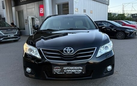 Toyota Camry, 2011 год, 1 280 000 рублей, 2 фотография
